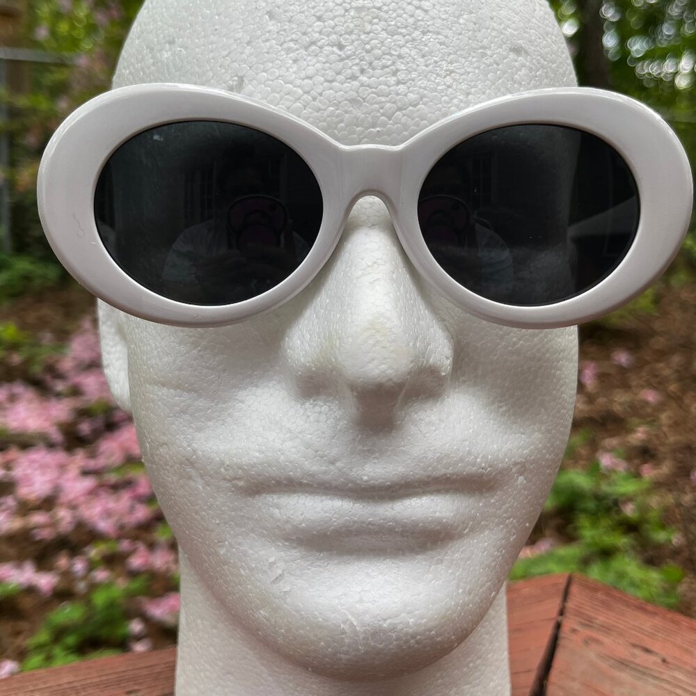 Rounded Frame White Sunglasses Retro Vintage Look Vibe Eyewear Shades